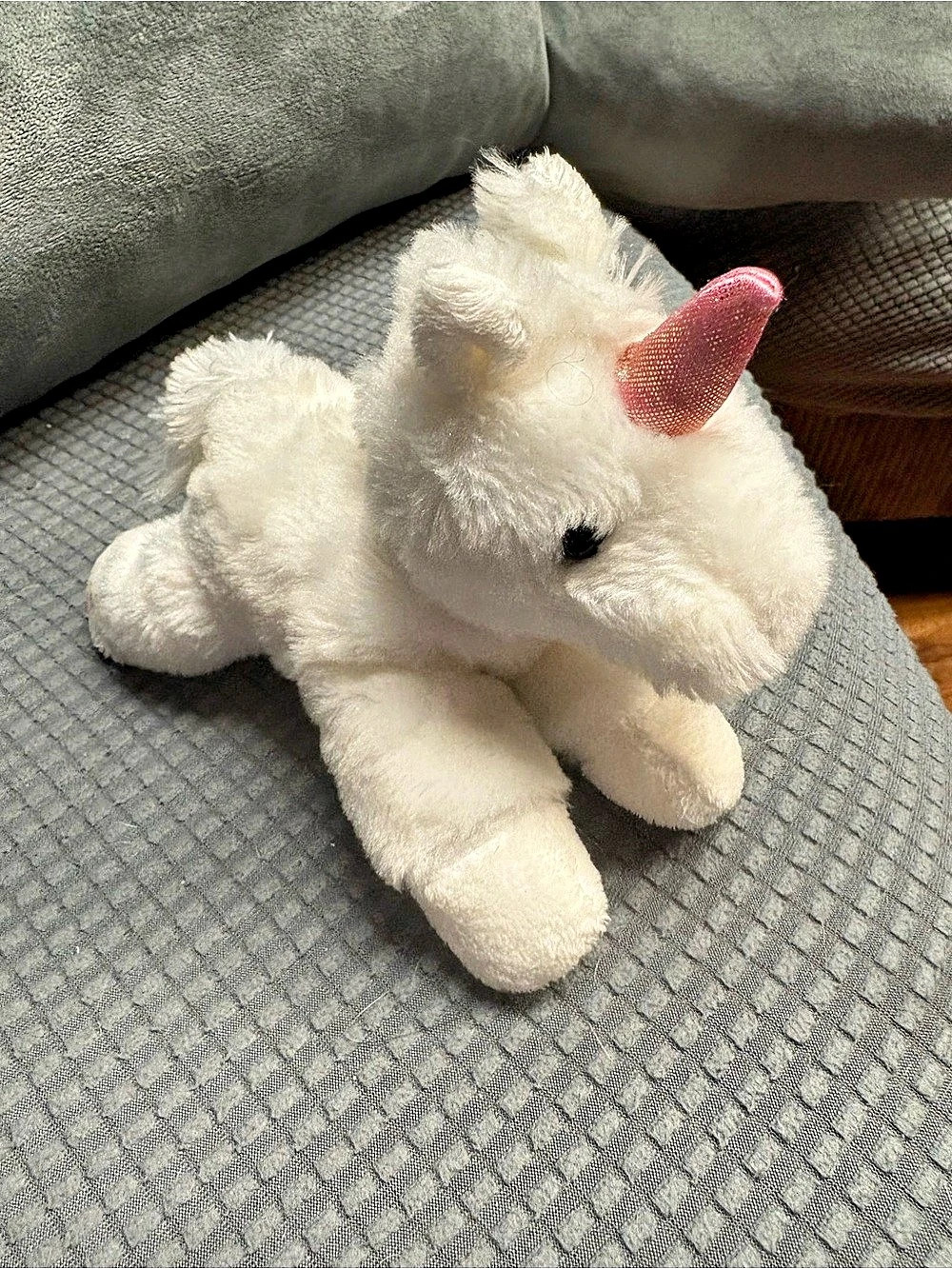 Aurora Precious Moments Sparkle Unicorn Plush, White & Pink